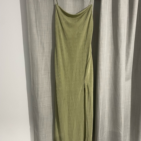 Olive green petal and pup dress - Picture 3 of 6